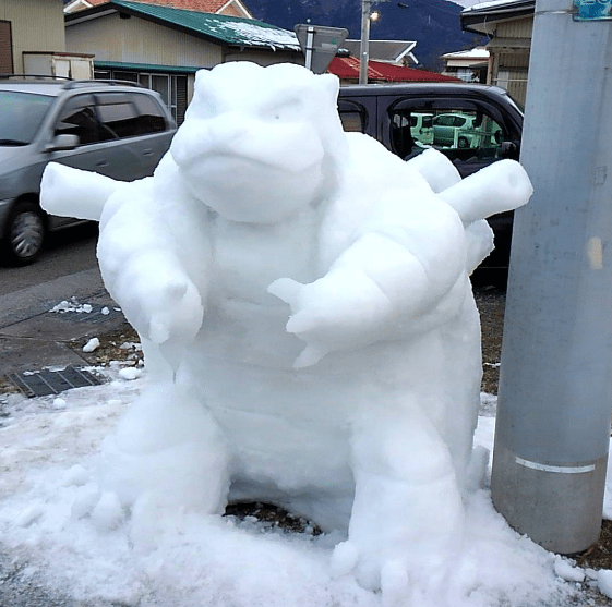 Blastoise snow sculpture