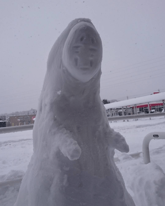 snow sculptures12