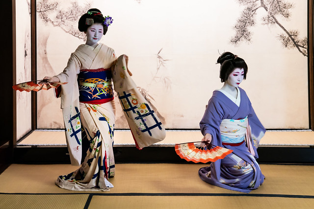 Geisha symbolism